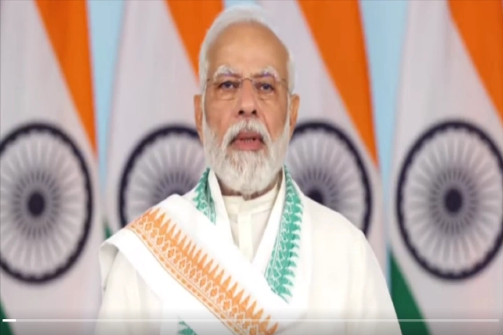 Tricolour reflects pride of India’s past, commitment of present and dreams of future: PM Modi