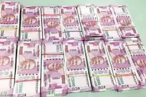 Rs 250 crore black money trail detected in tax raid on two leading Kolkata builders