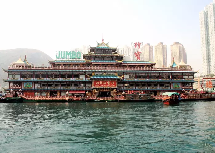 Hong Kong’s iconic Jumbo floating restaurant suddenly sinks in sea