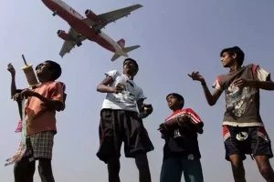 Kite flying near Kolkata airport poses danger to flights