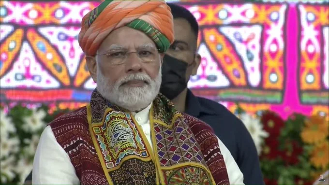 PM Modi unveils projects worth Rs 4,400 crore at Bhuj in Gujarat