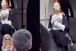 Caught on Camera: UK Queen’s guard yells at woman tourist