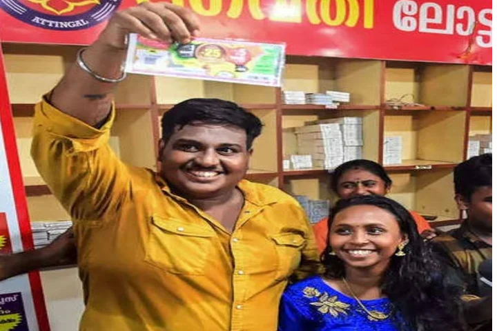 Kerala auto driver wins Rs 25 crore Onam lottery
