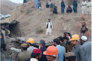 Armed groups kill Pak mining official as resource nationalism surges in Balochistan
