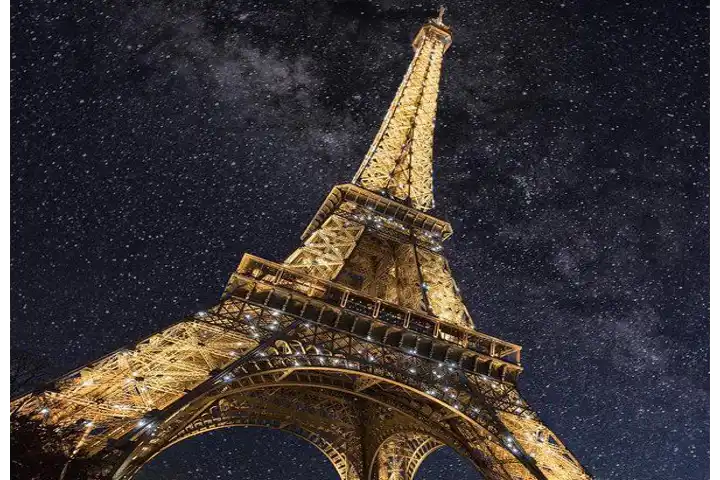 Eiffel Tower in Paris to go dark at midnight as Europe faces energy crisis