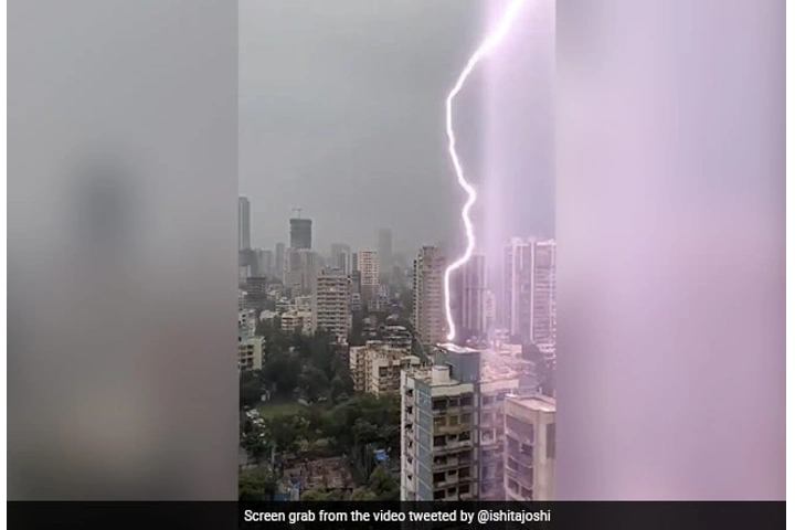 WATCH: Lightning strikes high-rise building in Mumbai