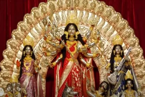 Crane used to lift 12-foot-high Ma Durga idol in Kolkata