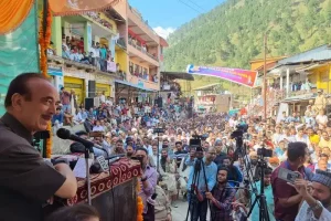 Ghulam Nabi launches Democratic Azad Party as secular force in J&K    