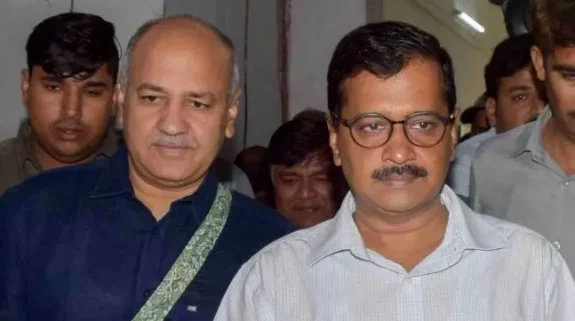 Kejriwal brings political discourse to a new low