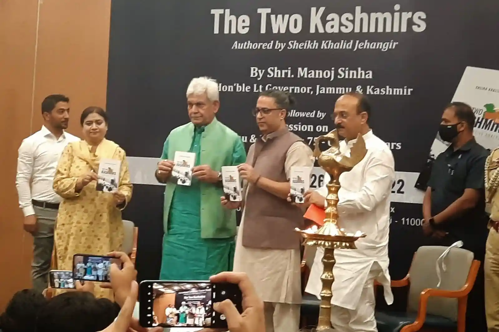 Western media has contributed more to propaganda about Kashmir than Pakistan: LG Manoj Sinha