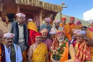 PM Modi strikes emotional chord with people ahead of Himachal polls