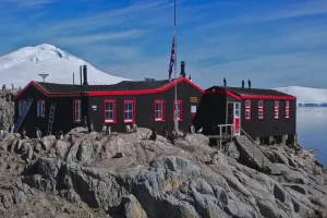Four-woman team to run Antarctica’s remote post office