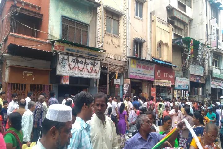 Sha Jasraj Jain store