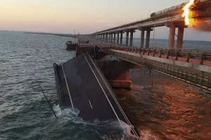 Traffic restored on Crimea bridge damaged  by explosion