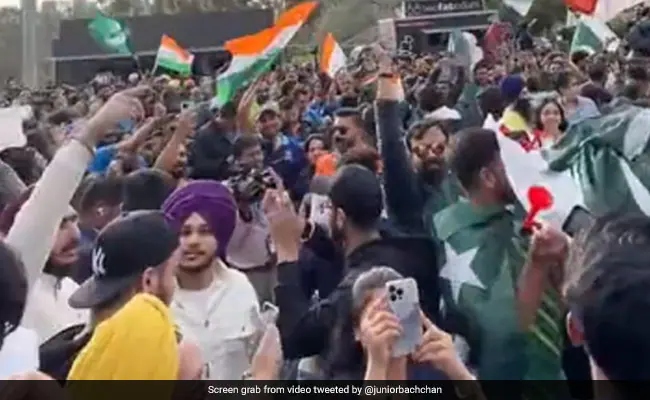 WATCH: In rare show of friendship India, Pakistan fans dance to Punjabi number after T20 match