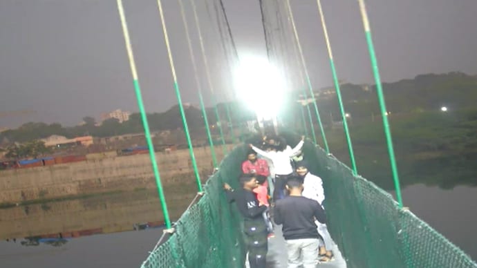 On Camera: Horrific moment of Morbi bridge collapse, over 140 killed