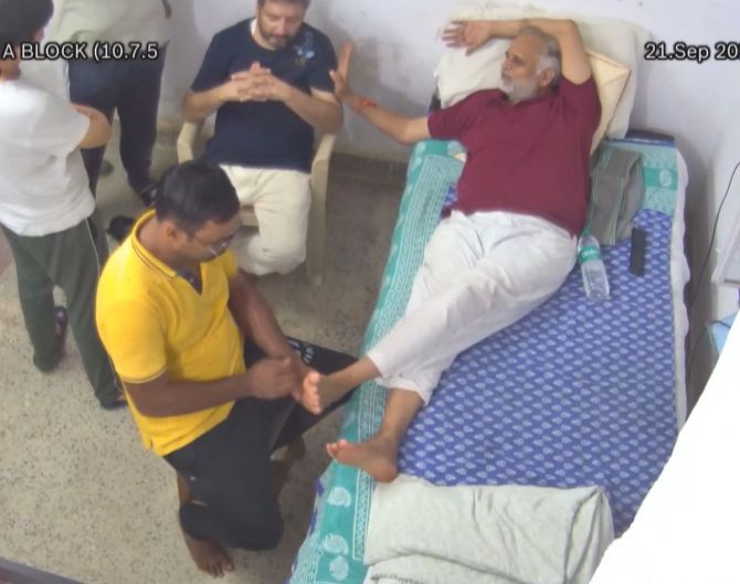 Jain’s jail massage episode exposes AAP hypocrisy