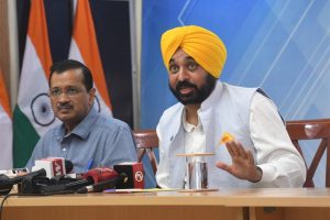 Under fire over Delhi pollution, Kejriwal says AAP govt in Punjab accepts onus
