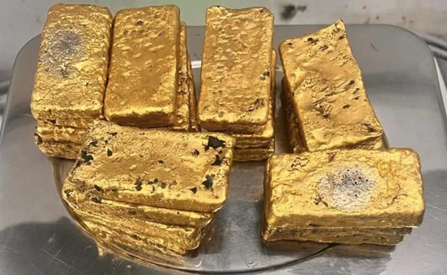 Gold worth Rs 3 crore seized at Delhi airport