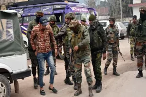 J&K cops recover US dollars, roubles in raids on 4 scribes over threat to 22 journalists 