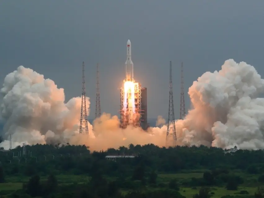 22.5-tonne Chinese rocket poses danger as it heads to crash back on Earth