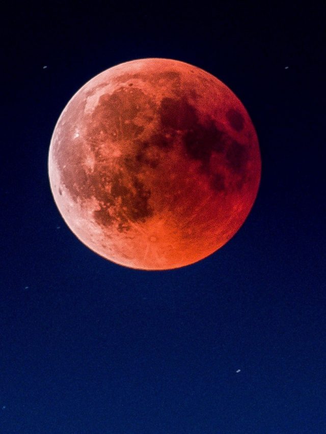 Red-Moon Tonight