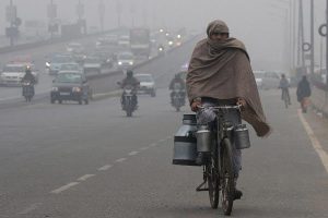 Winter chill descends on Delhi