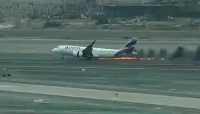 Video: Plane taking off from Lima airport hits truck on runway 