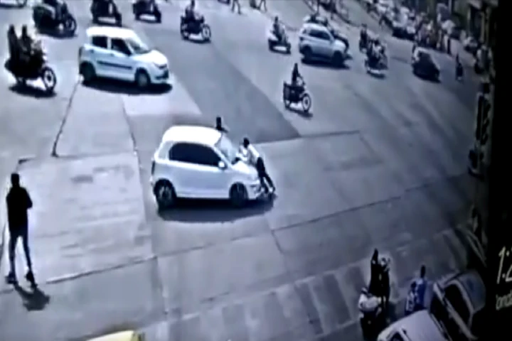 Video: Rogue driver drags traffic cop on car bonnet for 4 km in Indore