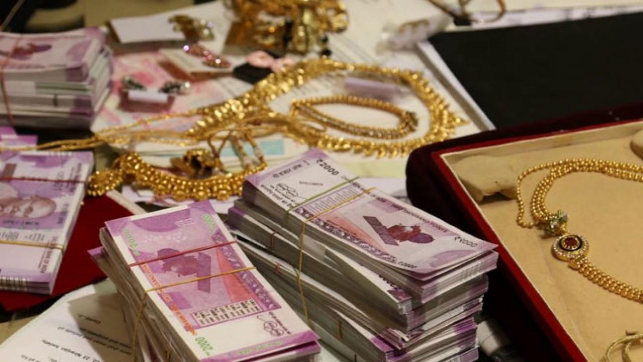 Conmen posing as CBI officials loot Rs 30 lakh, jewellery from businessman’s house in Kolkata