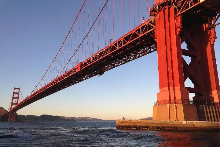 Teenager of Indian-origin jumps to death from Golden Gate Bridge in US