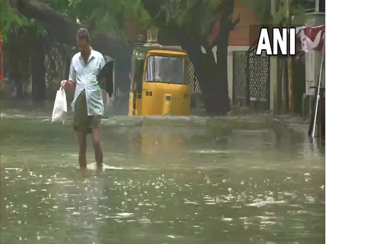 Rains in Chennai Cyclone Mandous