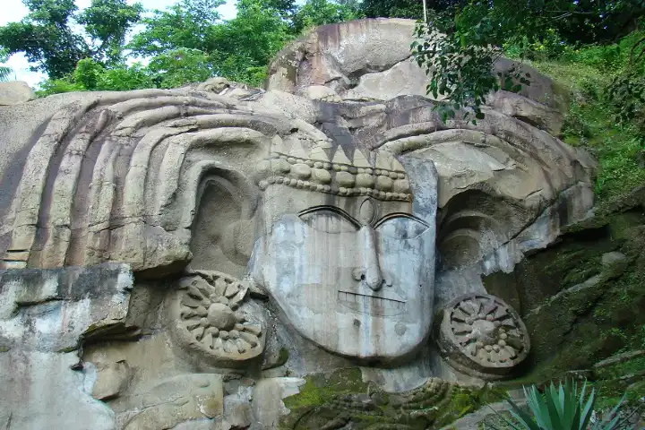 Shiva Head Unakoti