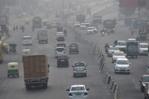 Delhi bans diesel cars as air quality dips