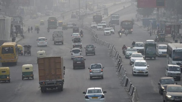 Delhi bans diesel cars as air quality dips
