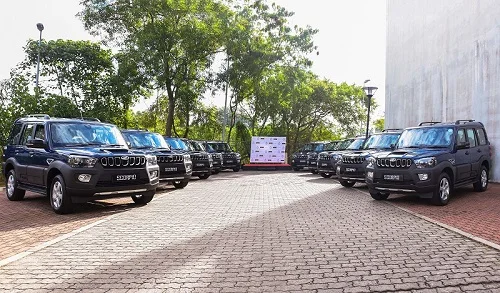 India hands over 125 Mahindra SUVs to Sri Lanka Police