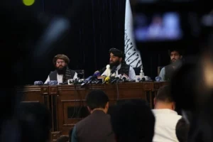 Afghanistan warns Pakistan minister over possible attack