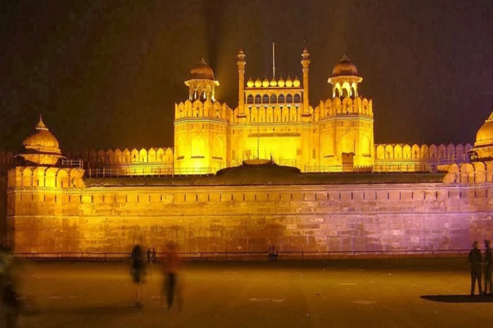 Home Minister Amit Shah to inaugurate New Light and Sound Show at Red Fort today