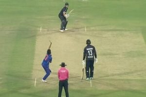 Watch: Shardul’s brilliant yorker seals victory for India vs New Zealand