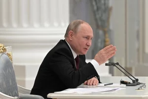 Putin Says Have More Children For Sake Of Country’s Survival