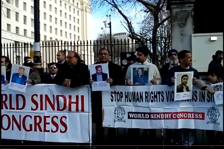 Sindhis knock at Rishi Sunak’s door, petition against enforced disappearances in Pakistan