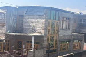 Four Srinagar houses sealed in crackdown on terrorist hideouts  