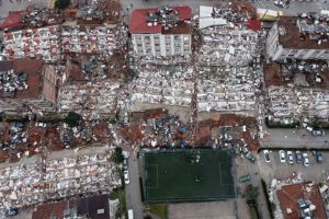 Death toll in Turkey earthquake soars to 7,726, rescue teams race against time