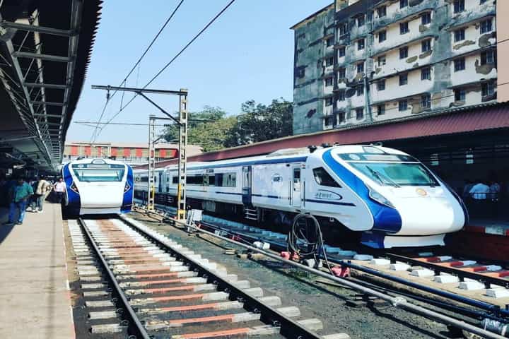 Watch: PM Modi flags off 2 Vande Bharat trains from Mumbai