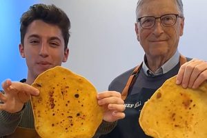 Watch: Microsoft founder Bill Gates making Roti Indian style