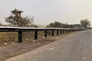 World’s first 200-metre-long Bamboo Crash Barrier installed on Maharashtra highway