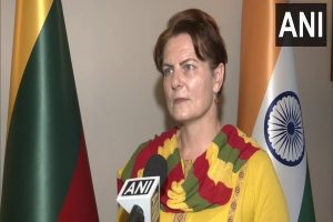 Video: Ambassador of Lithuania speaking in Hindi