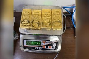 Gold worth Rs 2 crore seized from plane at Delhi airport