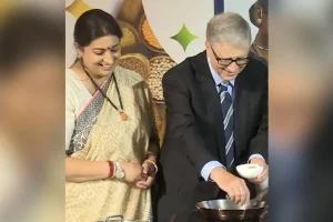 Video: Union Minister Smriti Irani teaches Microsoft founder Bill Gates how to make khichdi