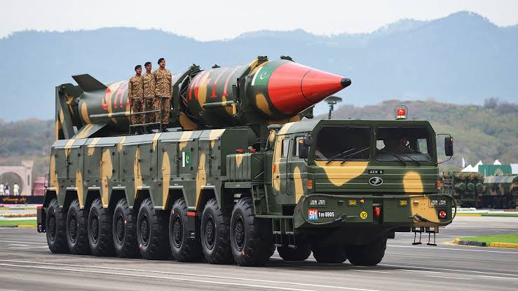 Can trigger-happy Pakistan be trusted with its nukes after bizarre twitter feud goes ballistic?